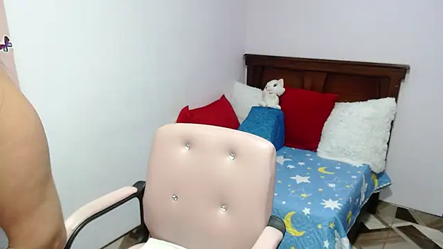 camilavargas  online show from 07-03-26, 08:48