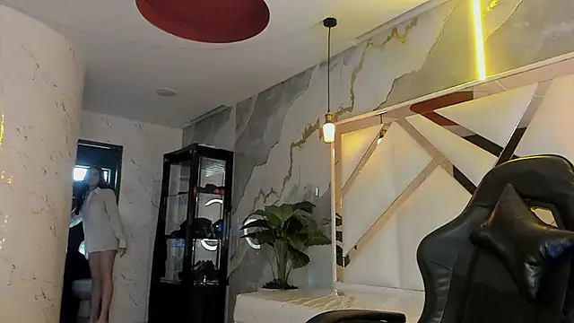 Snapshot of sophiadoll_tf chatting on 01-15-26, 08:56 sophiadoll tf online show from 01-15-26, 08:56