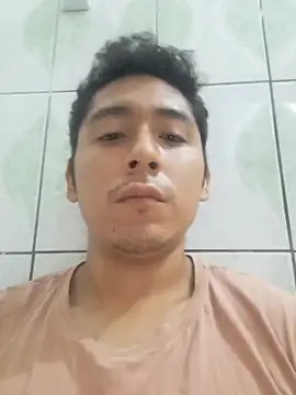 Snapshot of latinbigcock1_ chatting on 02-17-26, 11:07 latinbigcock1 online show from 02-17-26, 11:07