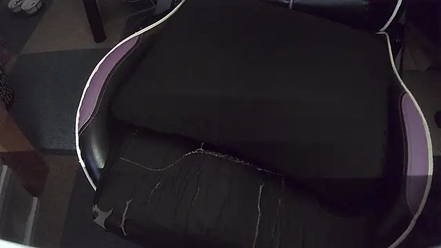 Snapshot of suzullll chatting on 03-14-26, 06:13 suzullll online show from 03-14-26, 06:13