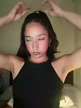 Snapshot of Vale_stone_ chatting on 10-25-25, 04:09 Vale stone online show from 10-25-25, 04:09