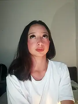 Snapshot of Vale_stone_ chatting on 11-11-25, 05:07 Vale stone online show from 11-11-25, 05:07