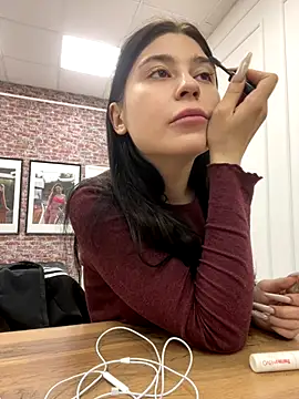 Snapshot of Valerie_Ohara chatting on 09-29-25, 11:26 Valerie Ohara online show from 09-29-25, 11:26