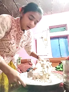 R Roshni online show from 12-15-25, 10:47