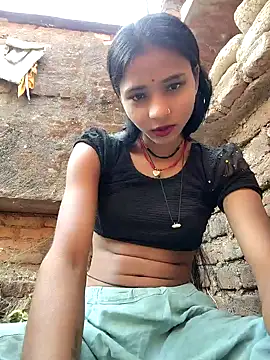 Snapshot of R_Roshni chatting on 05-11-26, 02:28 R Roshni online show from 05-11-26, 02:28