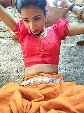 Snapshot of R_Roshni chatting on 06-08-26, 02:56 R Roshni online show from 06-08-26, 02:56