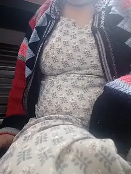 Snapshot of Jeya_thakur chatting on 12-18-25, 10:54 Jeya thakur online show from 12-18-25, 10:54