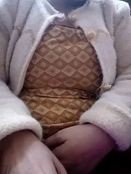 Snapshot of Jeya_thakur chatting on 02-12-26, 09:15 Jeya thakur online show from 02-12-26, 09:15