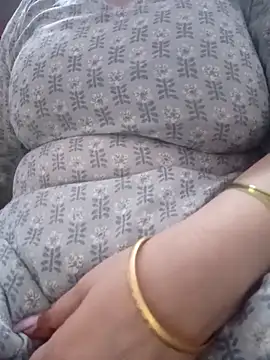 Snapshot of Jeya_thakur chatting on 03-08-26, 07:12 Jeya thakur online show from 03-08-26, 07:12