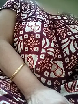 Snapshot of Jeya_thakur chatting on 03-10-26, 06:29 Jeya thakur online show from 03-10-26, 06:29