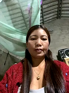 Milky-milk online show from 10-22-25, 01:44