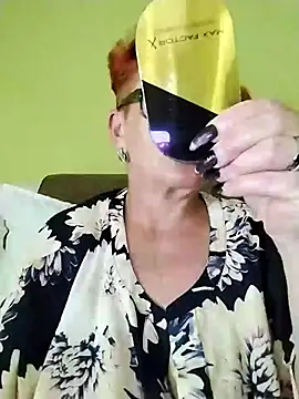 Alissa55552111 online show from 06-11-26, 07:12