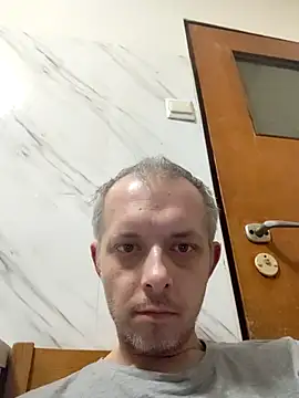 Snapshot of szajbusek41 chatting on 01-16-26, 04:00 szajbusek41 online show from 01-16-26, 04:00