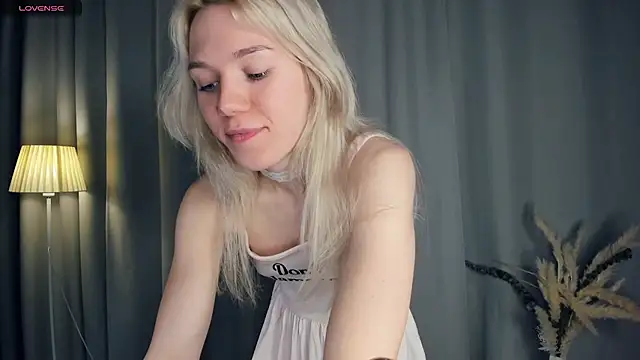 DianeHonnette online show from 01-10-26, 07:26