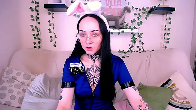 Snapshot of MollyKissy chatting on 09-28-25, 09:36 MollyKissy online show from 09-28-25, 09:36