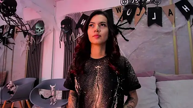 Snapshot of Vero_Jenkins chatting on 10-26-25, 12:00 Vero Jenkins online show from 10-26-25, 12:00