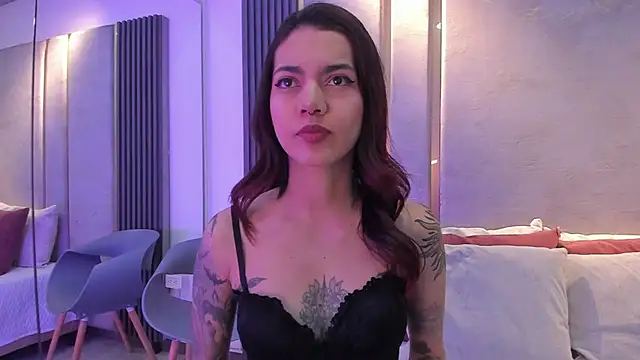 Snapshot of Vero_Jenkins chatting on 11-19-25, 01:00 Vero Jenkins online show from 11-19-25, 01:00