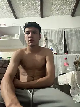 Snapshot of El_awo_ chatting on 03-12-26, 03:45 El awo online show from 03-12-26, 03:45