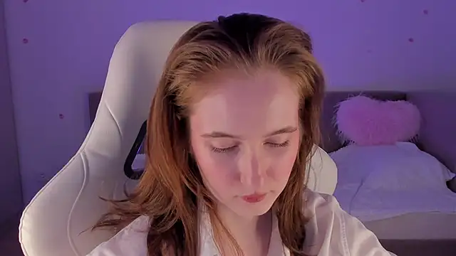 CrystalSoul  online show from 10-31-25, 01:23