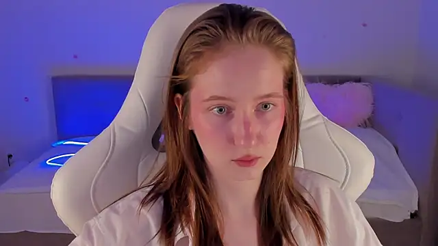 CrystalSoul  online show from 11-30-25, 02:15