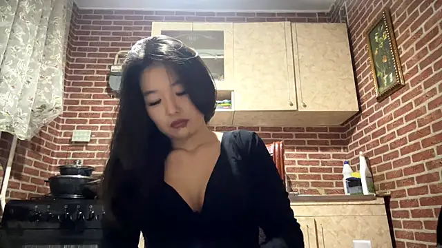 EmmaLeexth online show from 02-15-26, 02:14