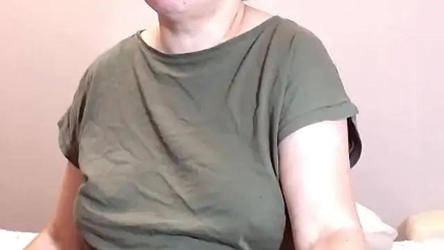 Snapshot of NastyAssxx chatting on 06-06-26, 01:16 NastyAssxx online show from 06-06-26, 01:16
