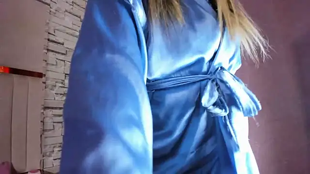 Snapshot of ANLLELOAndANGELA chatting on 05-17-26, 05:20 ANLLELOAndANGELA online show from 05-17-26, 05:20