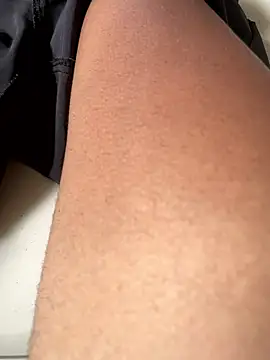 Snapshot of sambergSILVa chatting on 12-16-25, 08:47 sambergSILVa online show from 12-16-25, 08:47