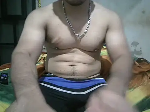 Snapshot of Alcee490 chatting on 10-24-25, 04:09 Alcee490 online show from 10-24-25, 04:09