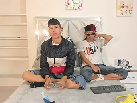 DemianSalvatore online show from 10-07-25, 05:32