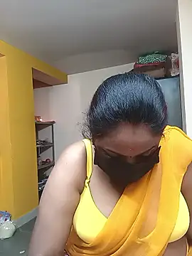 Snapshot of queendivya chatting on 02-05-26, 04:50 queendivya online show from 02-05-26, 04:50