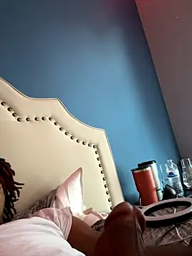 Snapshot of Zayinc chatting on 09-21-25, 02:51 Zayinc online show from 09-21-25, 02:51