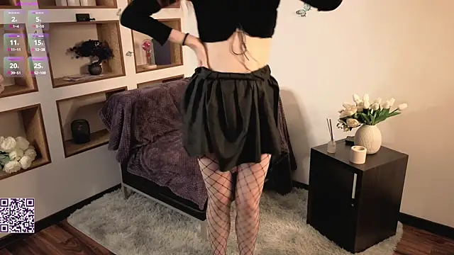 Snapshot of Little_rosy chatting on 09-23-25, 04:48 Little rosy online show from 09-23-25, 04:48