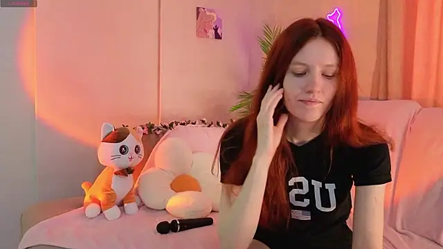 Snapshot of Little_rosy chatting on 03-09-26, 04:27 Little rosy online show from 03-09-26, 04:27