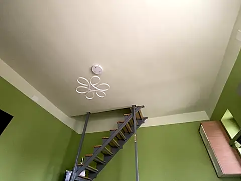 milky mommy getsfucked online show from 11-17-25, 10:21