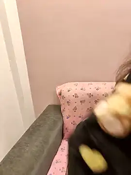 Snapshot of Sweets-jaanu chatting on 12-13-25, 07:53 Sweets-jaanu online show from 12-13-25, 07:53