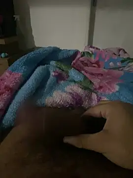 kylieputinha online show from 05-25-26, 10:49