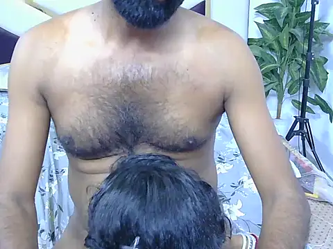 Snapshot of Lovelyy-couple chatting on 09-27-25, 06:35 Lovelyy-couple online show from 09-27-25, 06:35