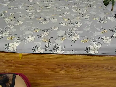 Snapshot of Lovelyy-couple chatting on 09-28-25, 06:52 Lovelyy-couple online show from 09-28-25, 06:52