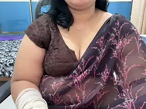 Snapshot of divya-jannu chatting on 11-29-25, 05:16 divya-jannu online show from 11-29-25, 05:16
