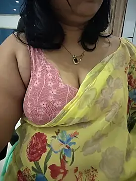 Snapshot of divya-jannu chatting on 12-05-25, 04:14 divya-jannu online show from 12-05-25, 04:14