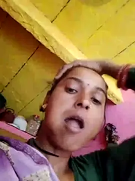 Snapshot of Hot_reshmaji chatting on 03-25-26, 08:31 Hot reshmaji online show from 03-25-26, 08:31
