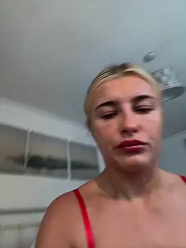 Snapshot of BabyBluexox chatting on 01-09-26, 10:40 BabyBluexox online show from 01-09-26, 10:40