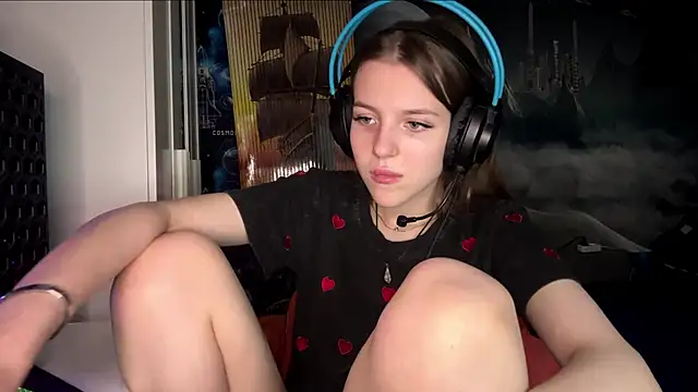 Elira Breeze online show from 11-05-25, 12:38