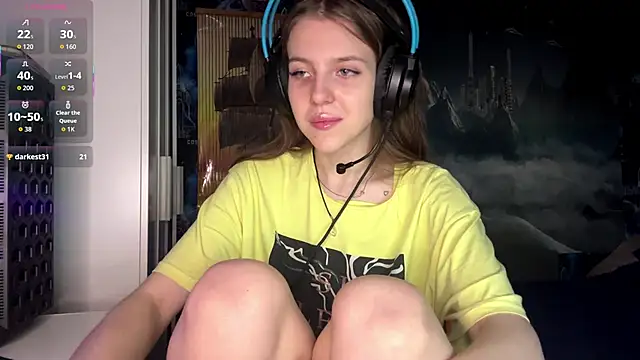 Elira Breeze online show from 11-22-25, 12:59