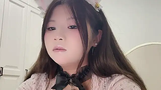 Sweet-shanshan online show from 09-23-25, 07:00