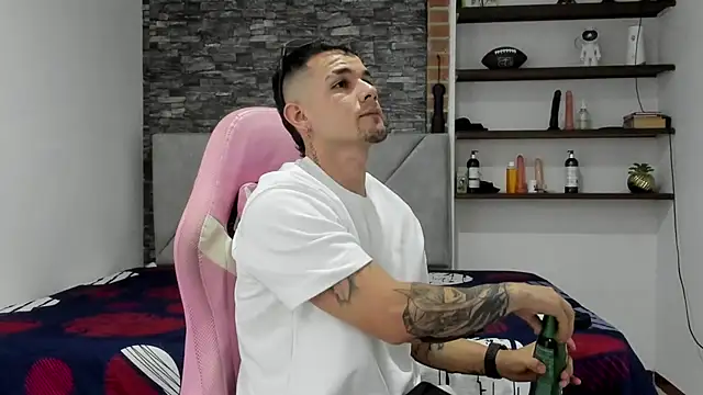 BooyHott  online show from 03-13-26, 07:31