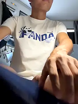 leeyoung  online show from 10-06-25, 09:18