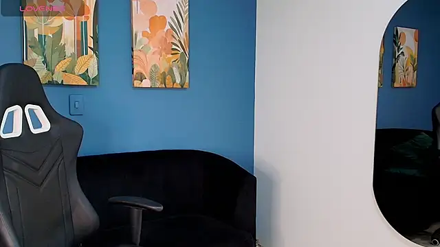 Snapshot of Johanna_Angel_ chatting on 10-10-25, 04:11 Johanna Angel online show from 10-10-25, 04:11