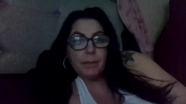 Rileyxxx69 online show from 05-16-26, 12:18